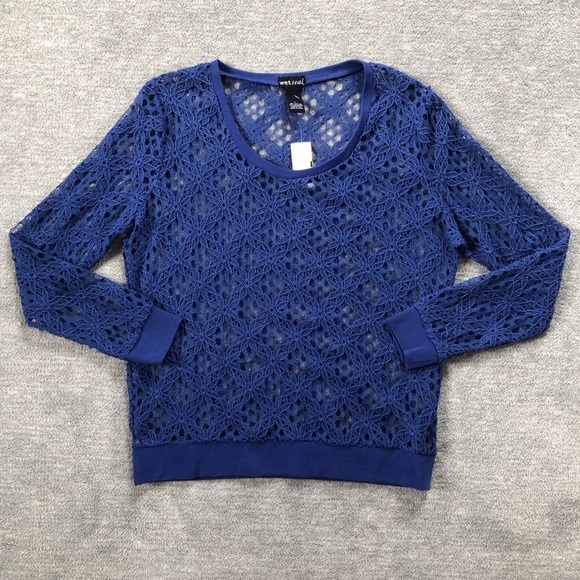 Wet Seal NWT Blue Open Lace Floral Top - Picture 1 of 6